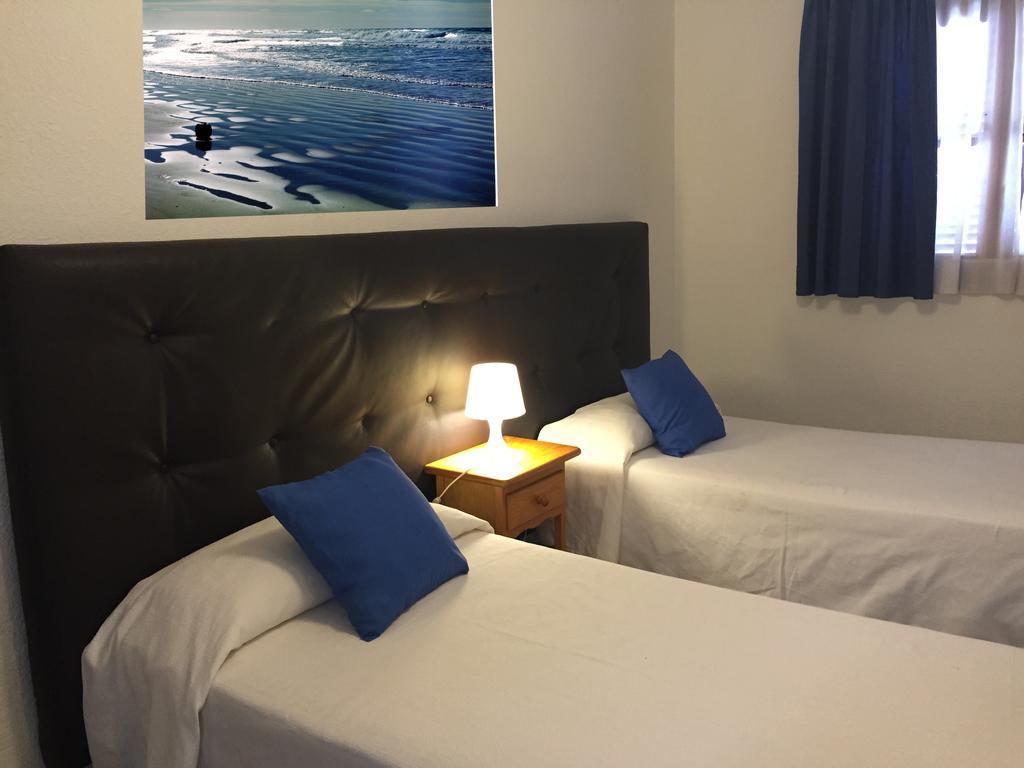 Hostal Juan De Austria II Aguadulce  Szoba fotó