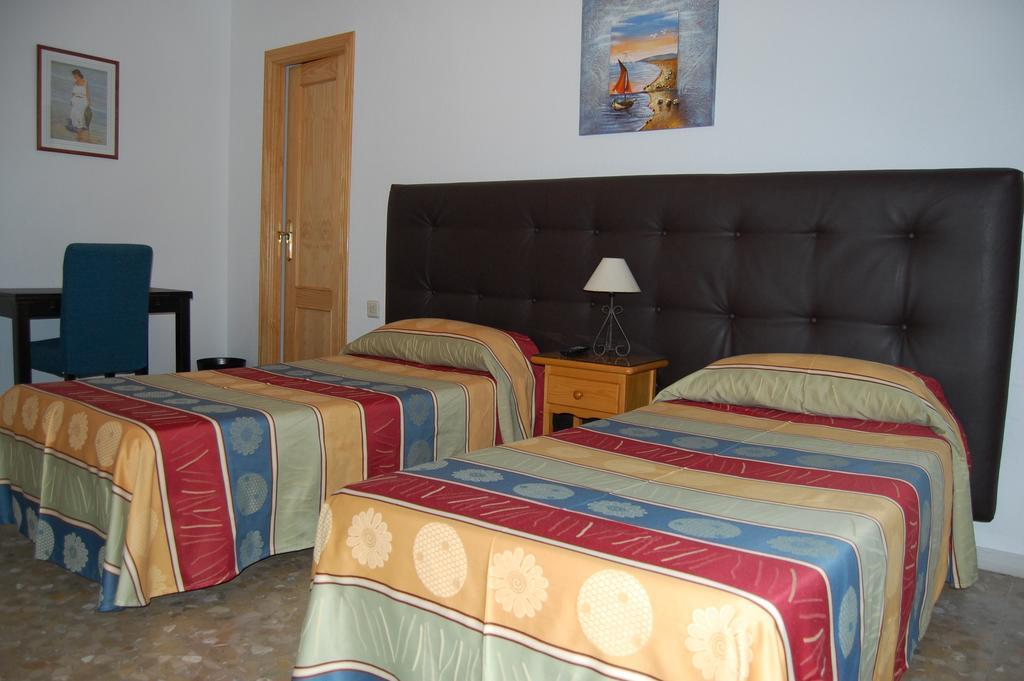 Hostal Juan De Austria II Aguadulce  Szoba fotó
