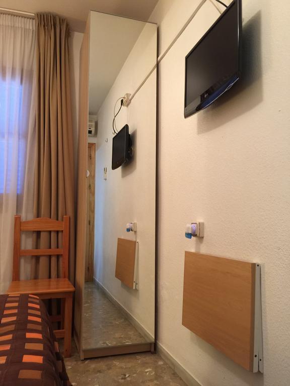 Hostal Juan De Austria II Aguadulce  Szoba fotó