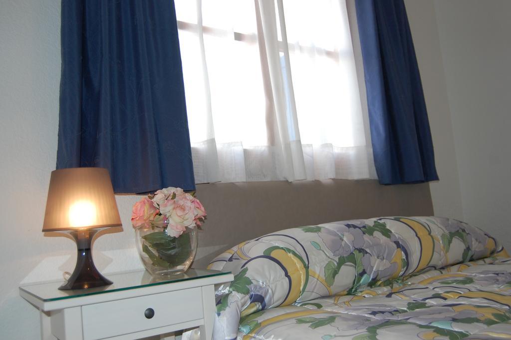 Hostal Juan De Austria II Aguadulce  Szoba fotó